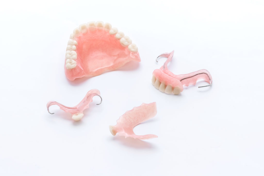 人工の歯