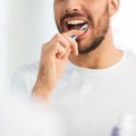 まだ知らないの？歯の黄ばみの原因と効果的な対処方法を徹底分析！