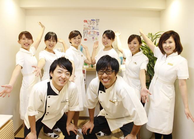 ひしだ歯科クリニック ホワイトエッセンス香里園の集合写真